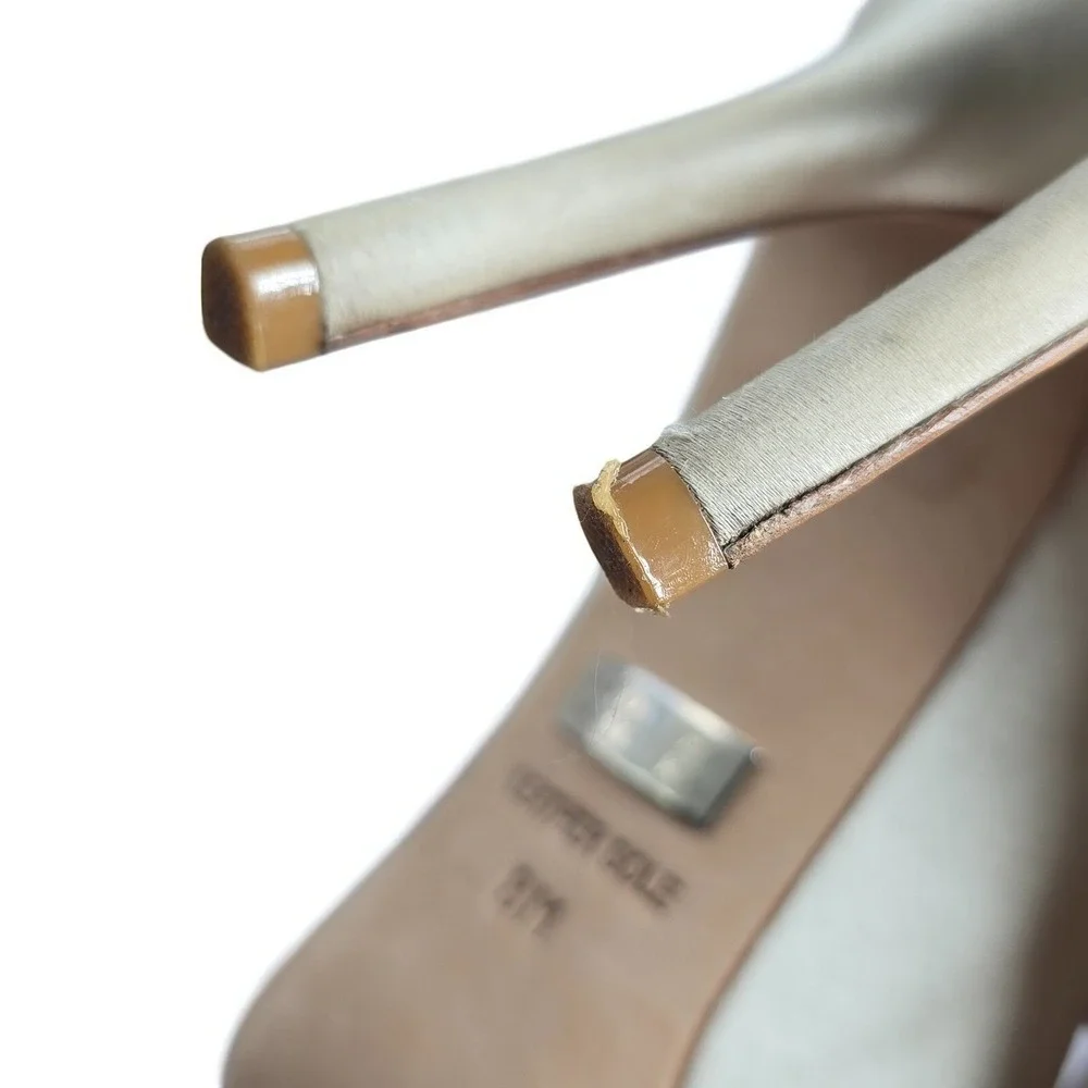 Badgley Mischka Peep Toe Heels Woman 8M Cream Rhinestone Embellished Pumps Shoes